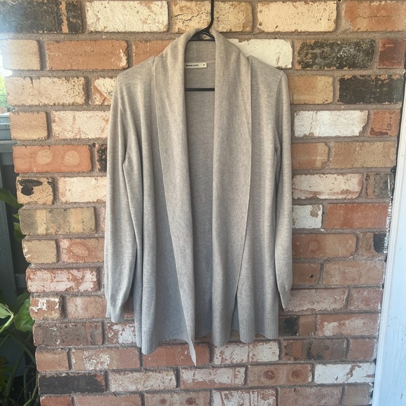 Marine Layer Mae Cardigan In Oatmeal 